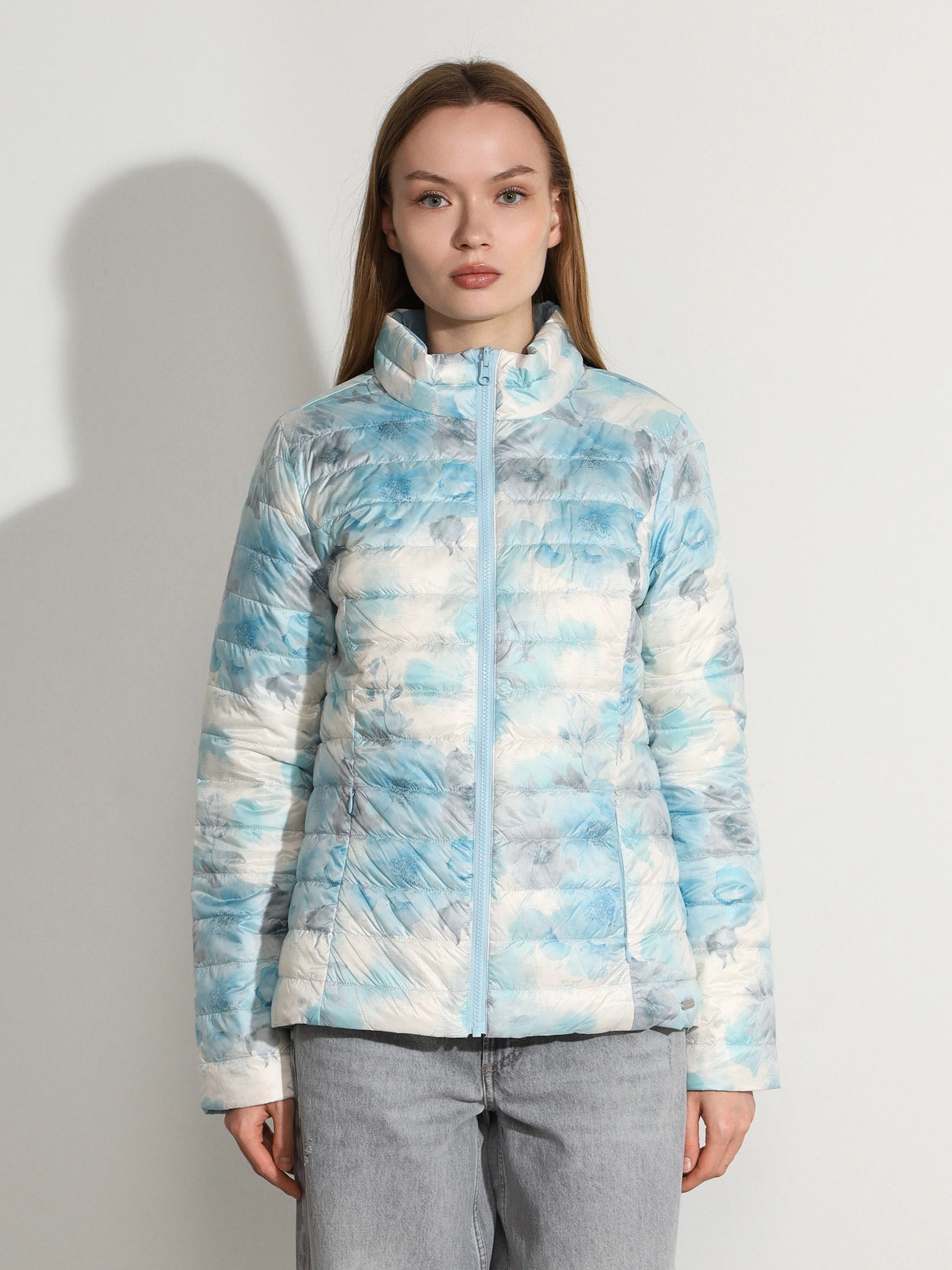 Куртка двухсторонняя голубого цвета с цветочным принтом